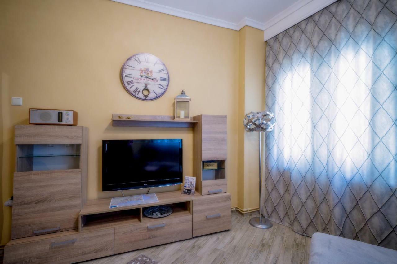 Kentrikon Deluxe Apt. Thessaloniki Buitenkant foto
